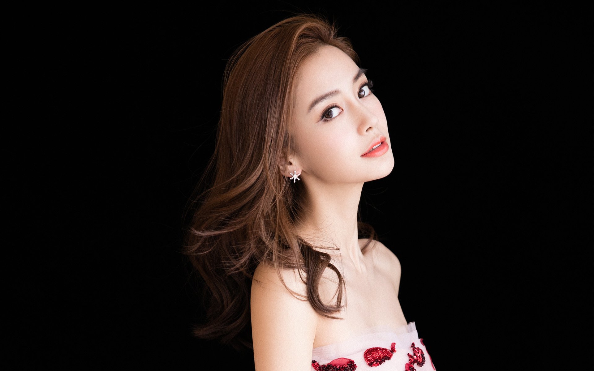 塞内加尔男篮在非洲锦标赛中奋勇夺冠，刷新地区篮球纪录，非洲杯塞内加尔阵容