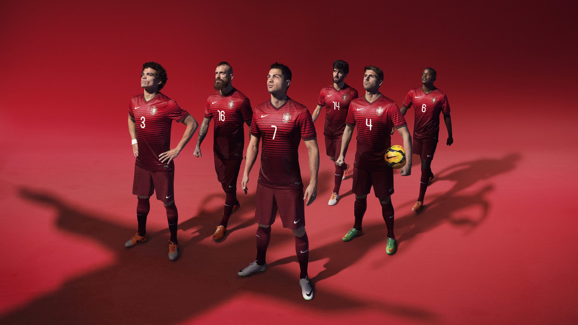 九游平台官网-《PUBGMobile》极限操控全球总决赛,极致操作点燃全场!