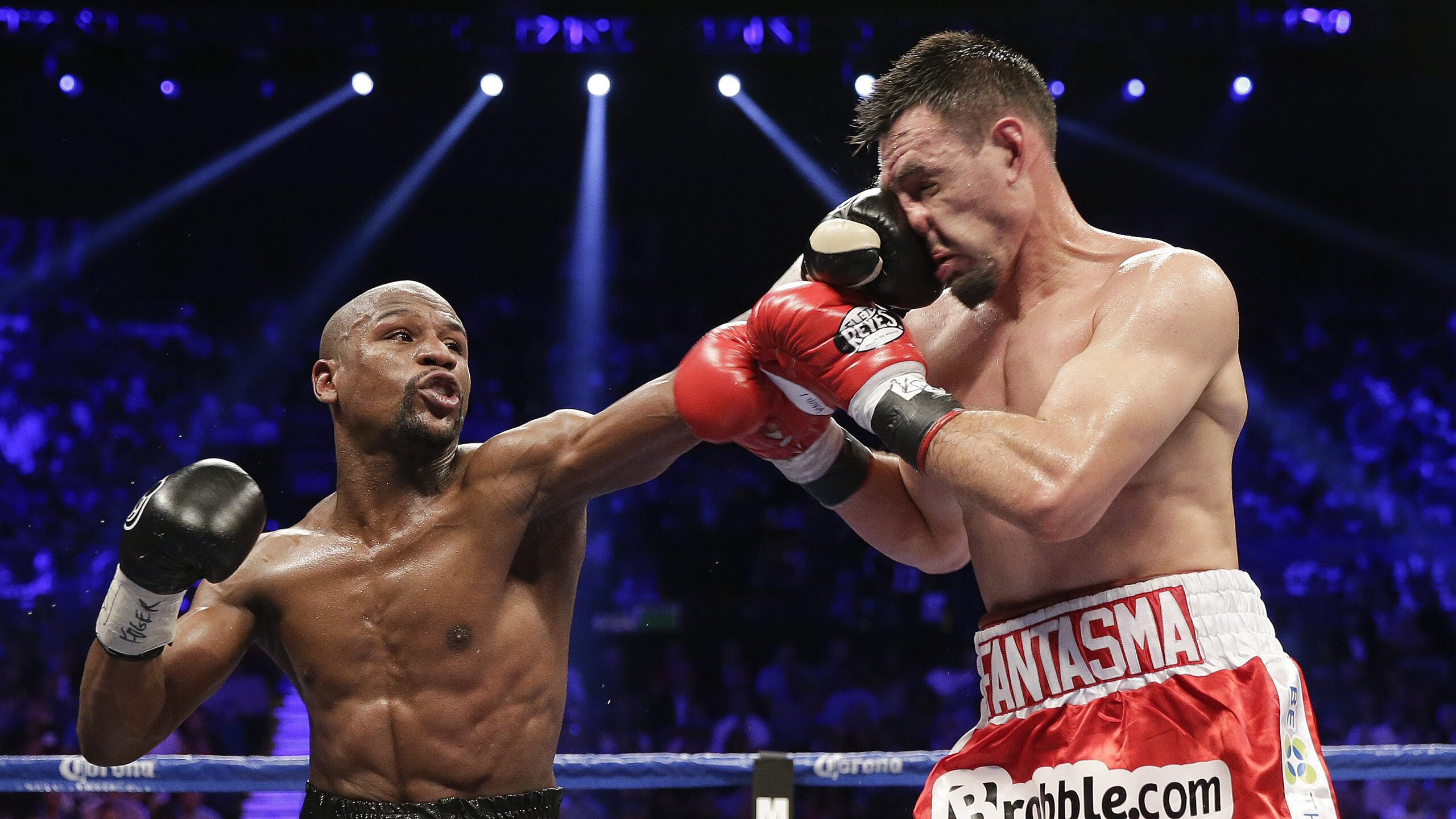 九游体育电竞-《PUBGMobile》极限突围全球总决赛,极致操作热血沸腾!